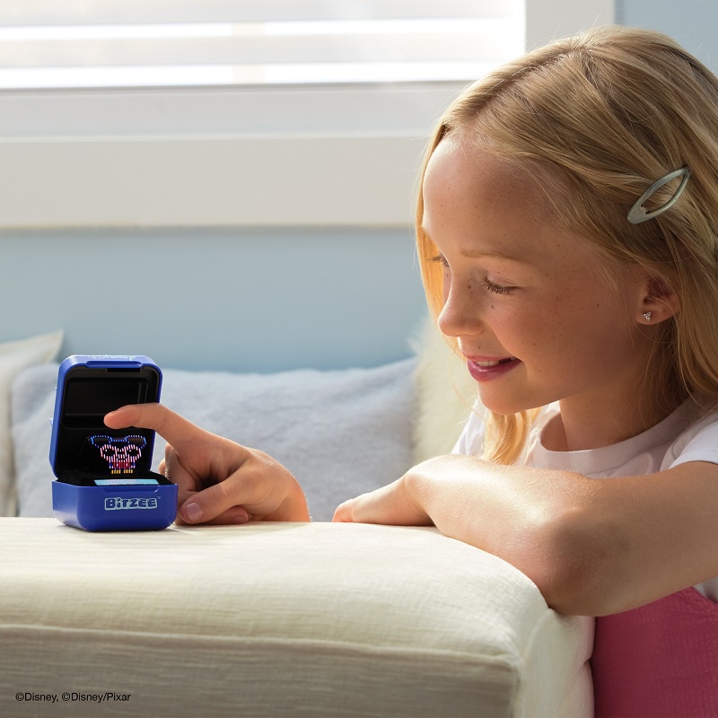 Bitzee interaktivní digitální zvířátka Disney