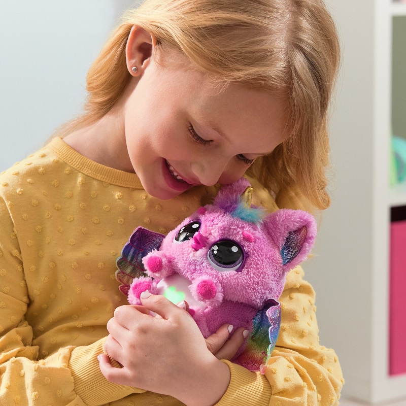 Hatchimals líhnoucí se interaktivní zvířátko jednorožec