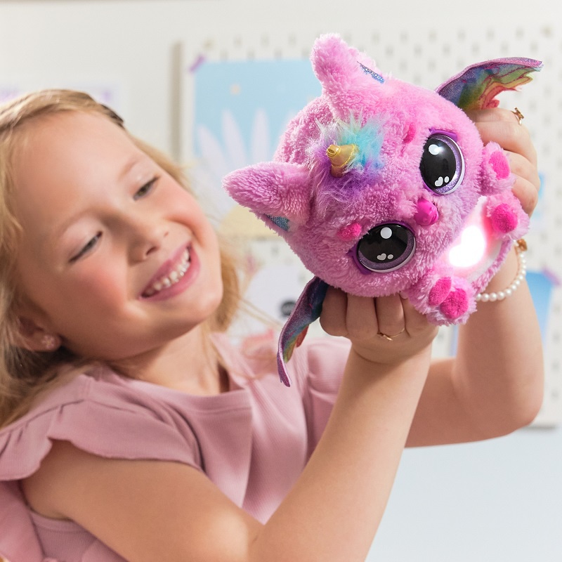 Hatchimals líhnoucí se interaktivní zvířátko jednorožec
