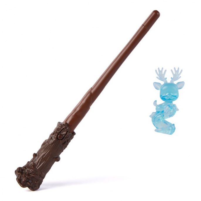 Akce Harry Potter kouzelnická hůlka se svítícím patronem + figurky Harry a Cho za polovinu