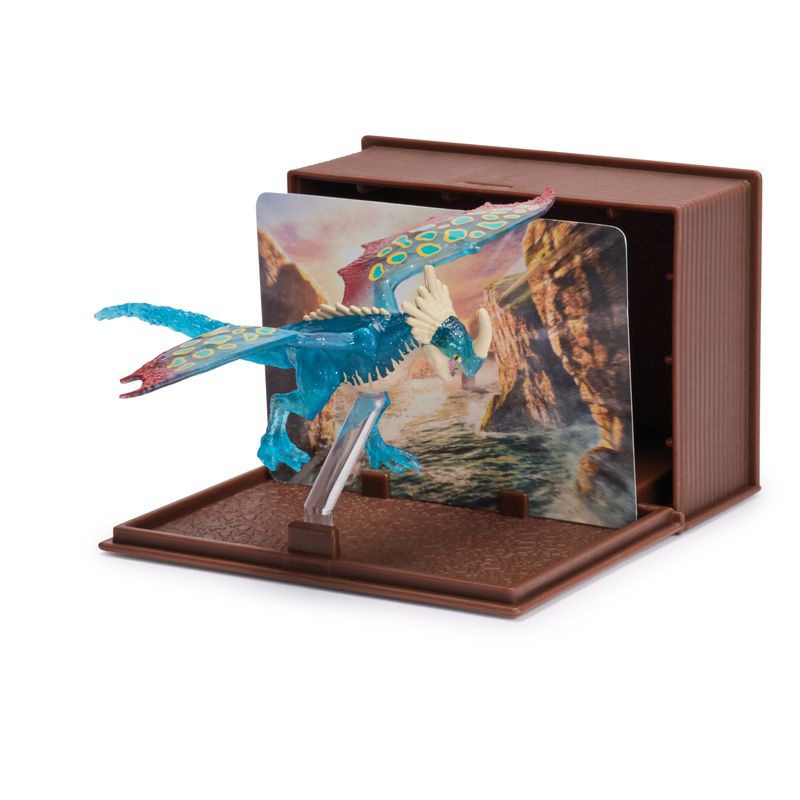 Jak vycvičit draka figurka s kartami v knize draků