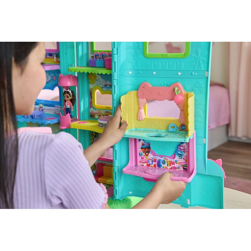 Gábinin kouzelný domek ve filmu: kuchyňka k velkému domu