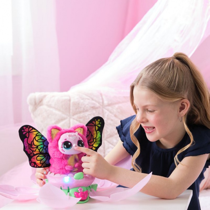 Hatchimals poupě s překvapením koťátka