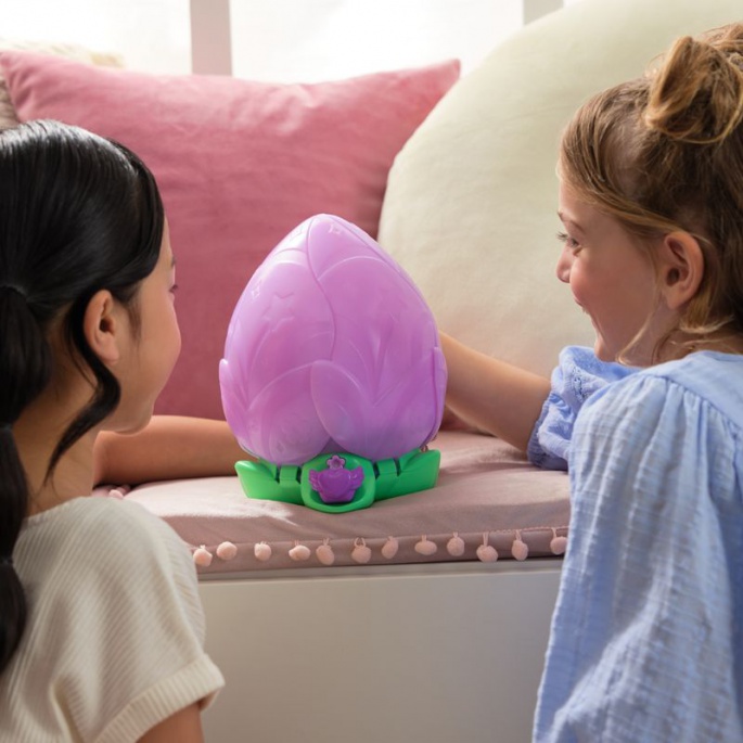 Hatchimals poupě s překvapením štěňátka