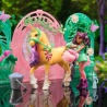 Unicorn Academy malá stáj s panenkou Ava a s jednorožcem Leaf měnícím barvy
