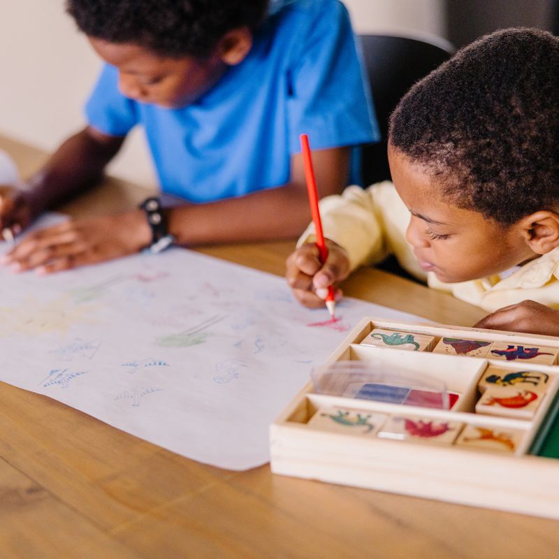 Melissa & Doug dřevěná razítka s omyvatelnými barvami Dinosauři