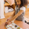 AKCE: Melissa & Doug pečení koláčků set + Water WOW kouzlení vodou pohádky ZDARMA