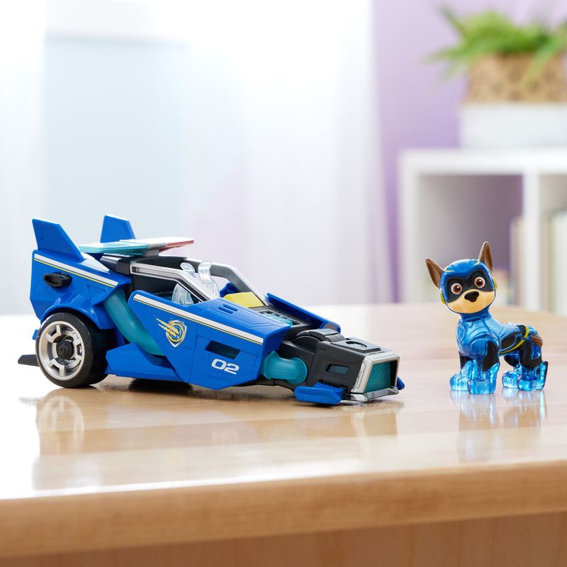 Tlapková patrola ve velkofilmu tématické vozidlo Chase