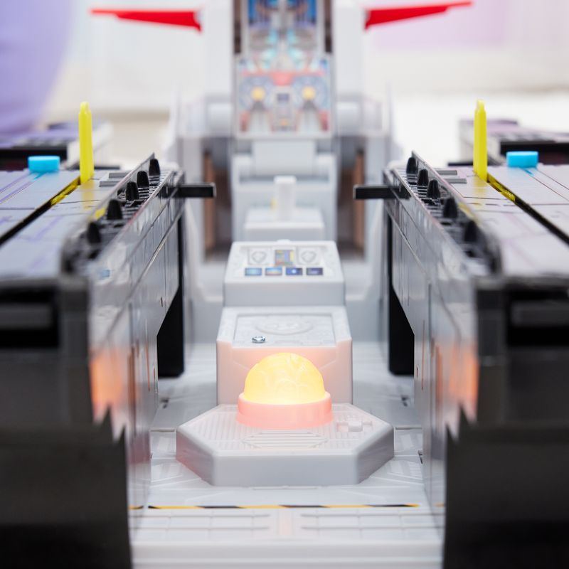 Tlapková patrola ve velkofilmu velká interaktivní loď s vozidlem Chase