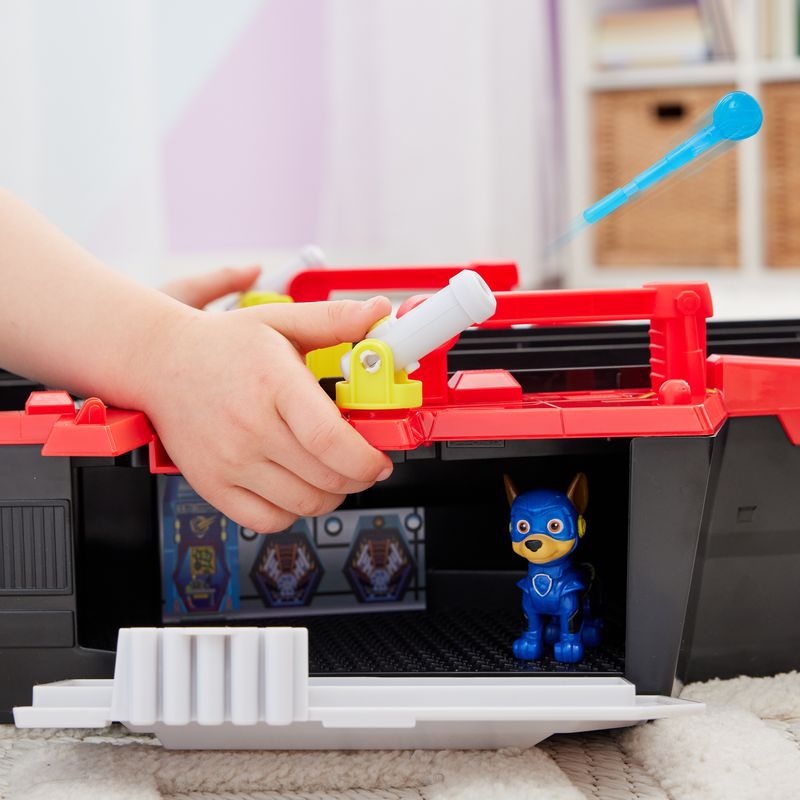 Tlapková patrola ve velkofilmu velká interaktivní loď s vozidlem Chase