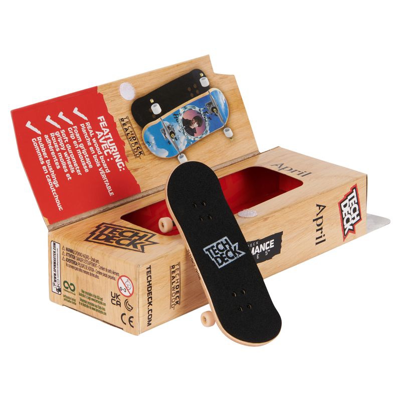 Tech Deck fingerboard dřevěný závodní April | Spinkids.cz