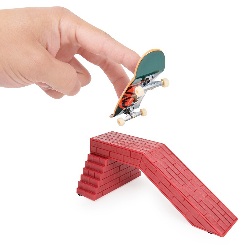 Tech Deck fingerboard dvojbalení s překážkou VS Series Krooked