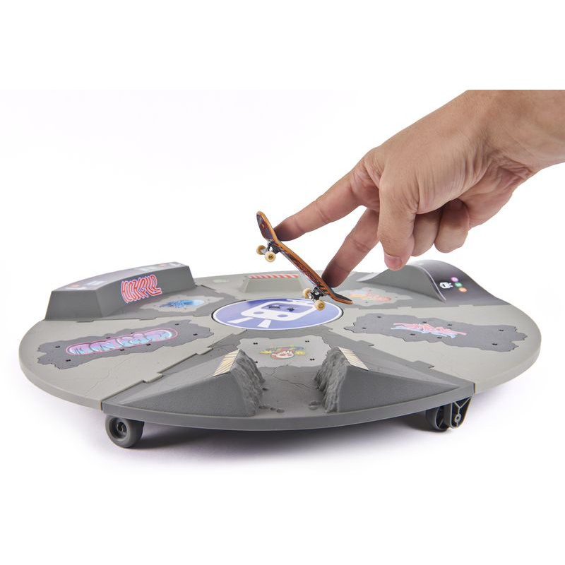 Tech Deck fingerboard Xconnect otáčivý skate park