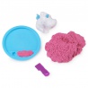 Akce 1+1 Kinetic Sand tekutý bílý písek s hračkou + Kinetic Sand kelímky písku navíc
